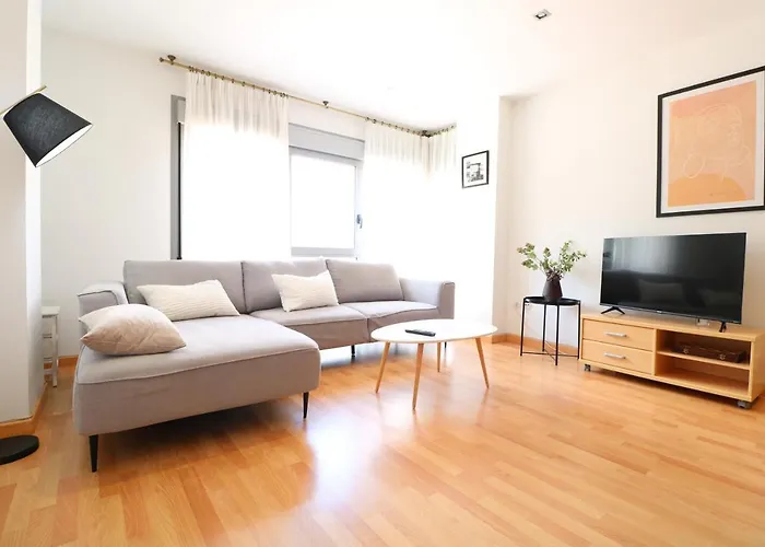 Espectacular Vivienda Con Piscina Climatizada
