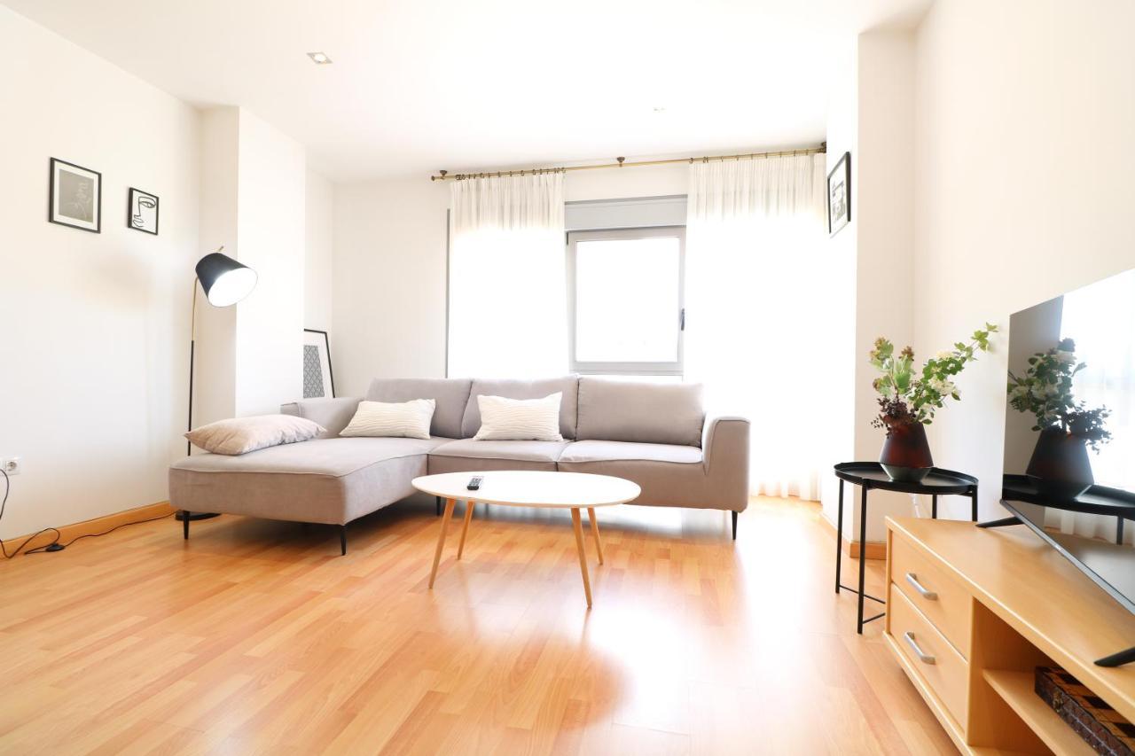 Espectacular Vivienda Con Piscina Climatizada