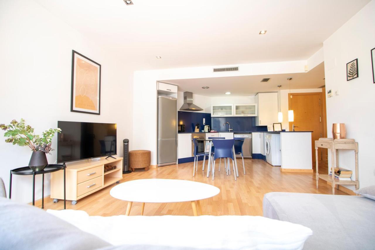 Espectacular Vivienda Con Piscina Climatizada *